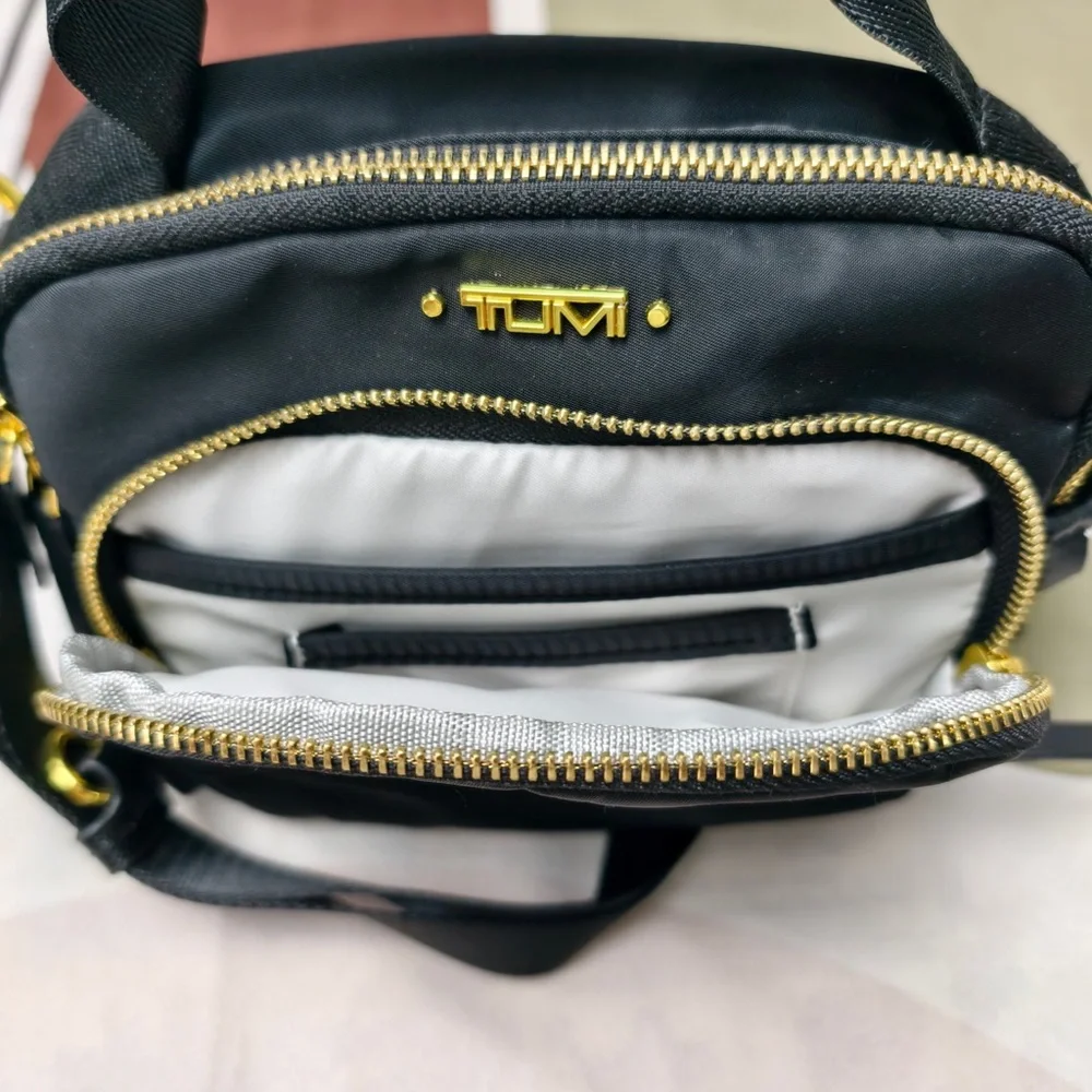 🥥TUMI Alpha Bravo Women’s Crossbody Bag - Picture 6 of 6